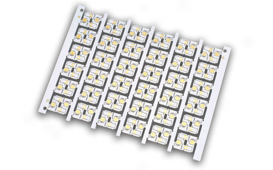 Plaque de circuit imprimé de base métallique de précision MC PCB rigide pour équipement d'éclairage